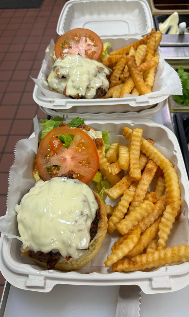 Super Deluxe with Cheese.