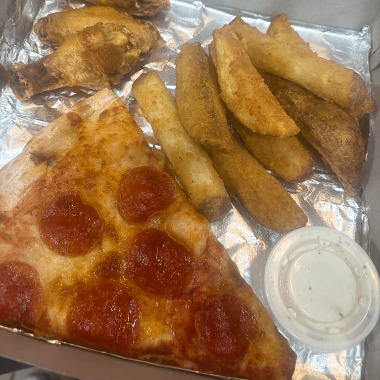 Wing It: A Flavorful Feast